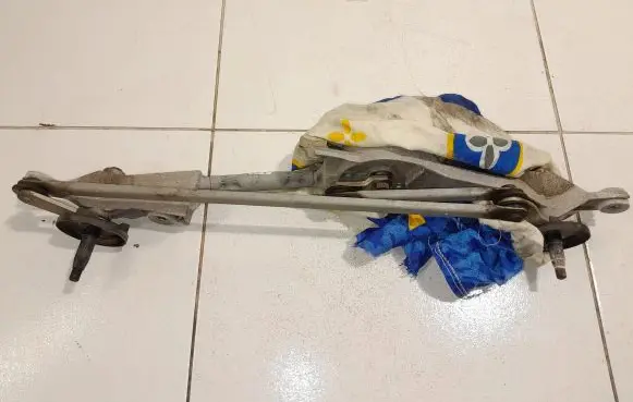 Renault Koleos I Front wiper linkage 2880JY40A