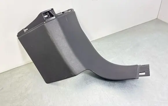 Land Rover Defender (D)pillar trim (top) L8B231011AE L8B231011A