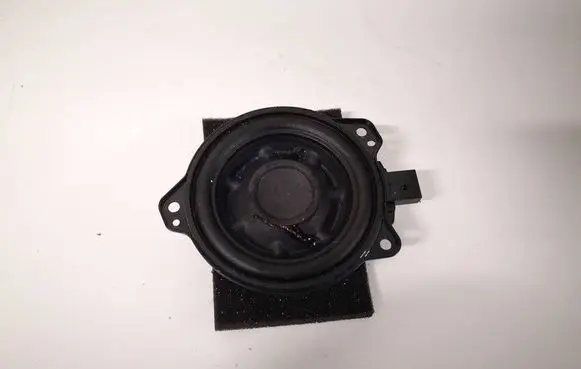 Tesla Model Y Front door speaker 148648800a 1486488-00-a