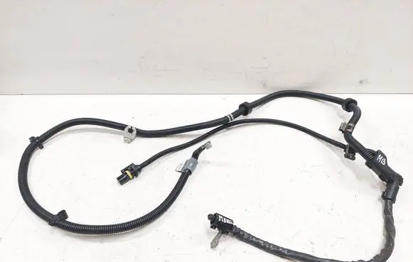 Mercedes-Benz C W204 Wires (starter motor) A2075400610 79688