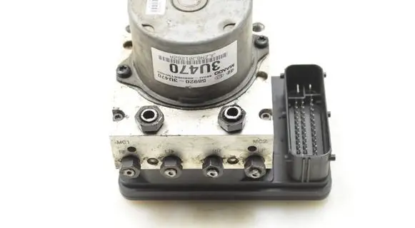KIA Sportage ABS Pump 589203U470