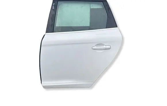 Volvo XC60 Rear door 