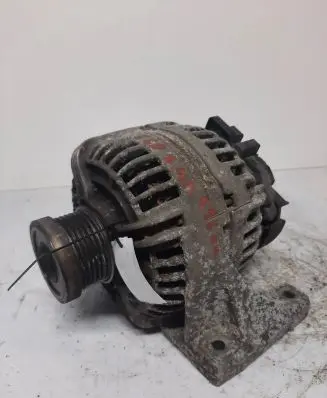 Volvo XC90 Generator/alternator 30667787 0124525060