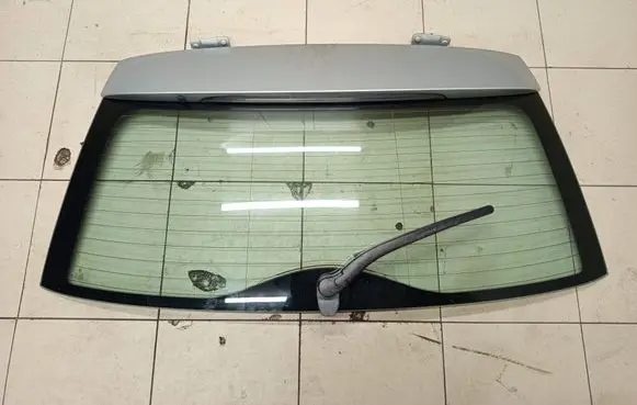 BMW 3 E46 Opening tailgate glass 