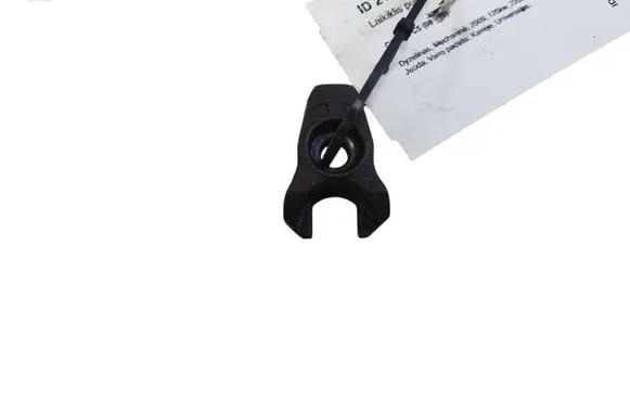 Citroen C5 Fuel Injector clamp holder 