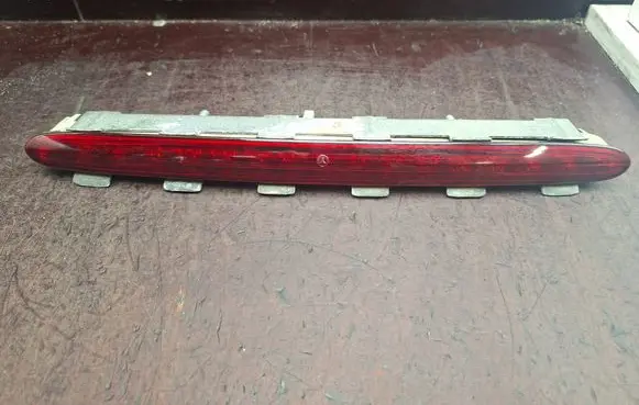 Mercedes-Benz CLK A209 C209 Third/center stoplight A2098201056