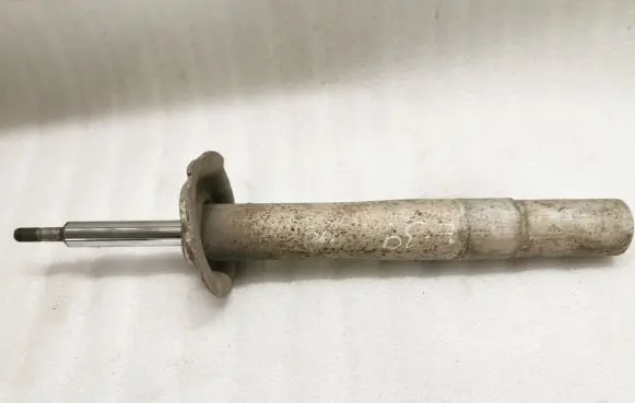 BMW 5 E39 Front shock absorber/damper 556832