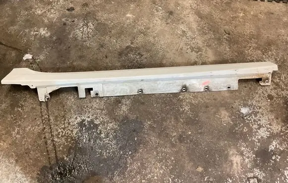 BMW 2 F44 Sill 7461382 129600290100