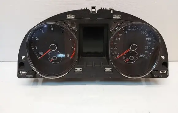 Speedometer (instrument cluster)