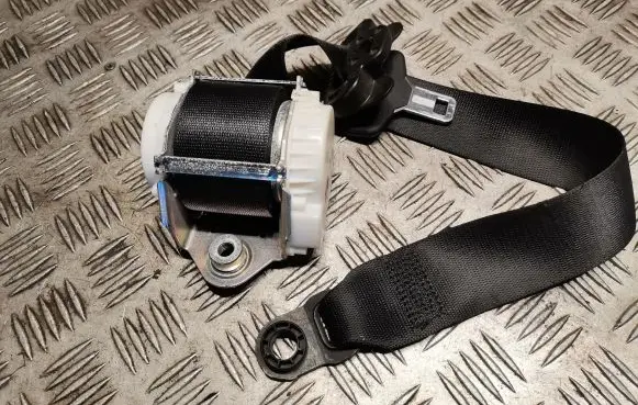 Jaguar XF X250 Front seatbelt 9X23F611B09AB8PVJ