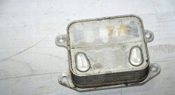 Skoda Fabia Mk3 (NJ) Engine oil radiator 04E117051L