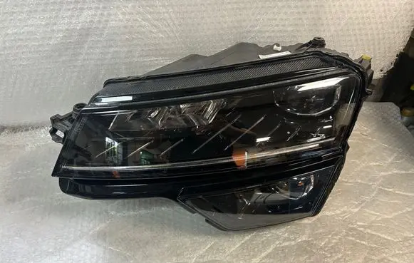 Skoda Karoq Headlight/headlamp 57B941015D