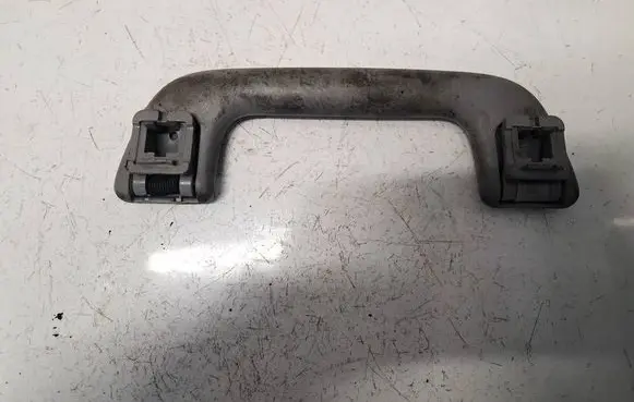 Toyota Verso Front interior roof grab handle 087645