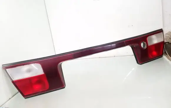 Mazda 323 Tailgate rear/tail lights 1315113104 1315630520 1315630519