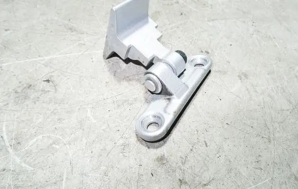 BMW 5 GT F07 Rear door upper hinge 7193143