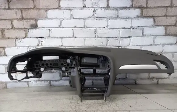 Audi A4 S4 B8 8K Dashboard 8K1857041