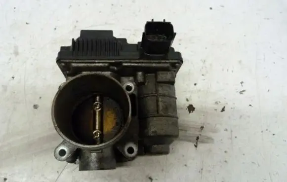 Nissan Primera Throttle valve 57601