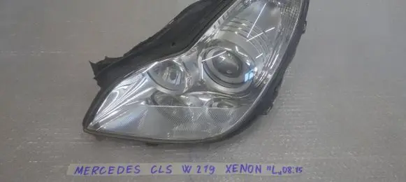 Mercedes-Benz CLS C219 Headlight/headlamp A2198204261