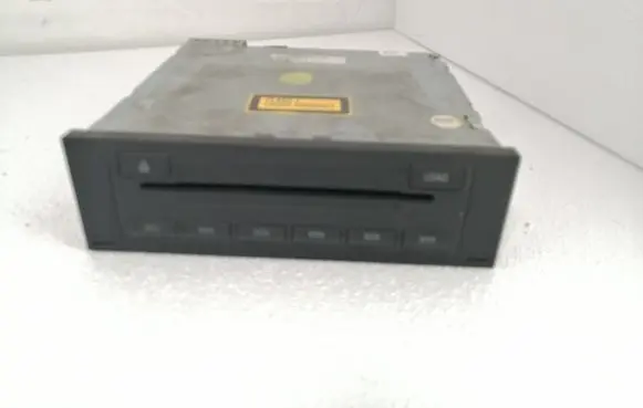 Skoda Octavia Mk2 (1Z) CD/DVD changer 1Z0035111A