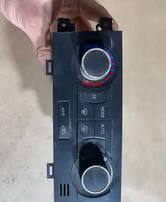 Chevrolet Captiva Climate control unit 96436272 DKB060817623