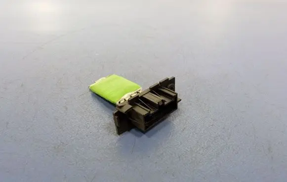 Fiat Punto (199) Heater blower motor/fan resistor