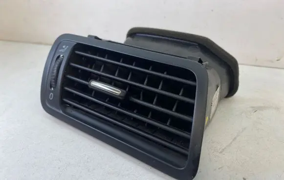 Volkswagen PASSAT B6 Dashboard side air vent grill/cover trim 3C1819702E