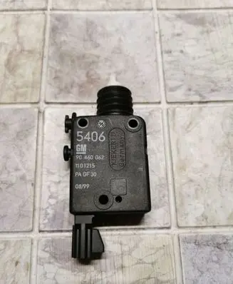 Opel Astra G Central locking motor 90460062