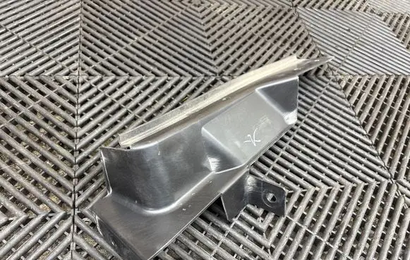 Ford Mustang Mach-E Intercooler air guide/duct channel LJ9B8A261AC