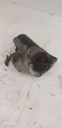 Citroen Xsara Starter motor D7R27