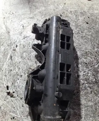 Renault Laguna II Intake manifold 8200273717 98064130