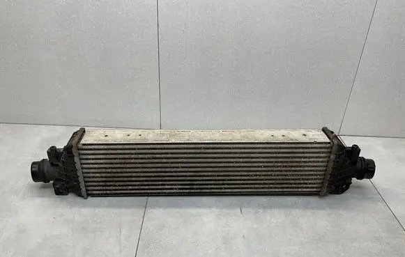 Opel Mokka X Intercooler radiator 95081734