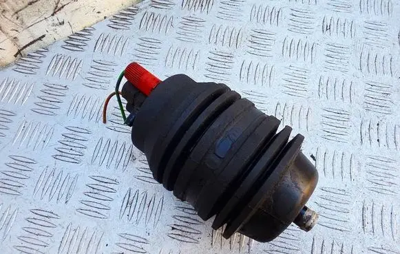 Audi Cabriolet B3 8G In-tank fuel pump 96535639101