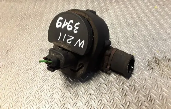 Mercedes-Benz E W211 Electric auxiliary coolant/water pump 2118350264 A2118350264