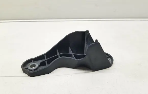 Volvo V70 Engine mounting bracket PA6GF30
