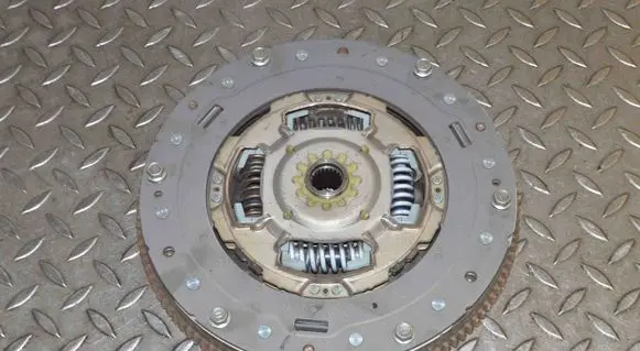 Lexus RX 450H Flywheel 0E261050