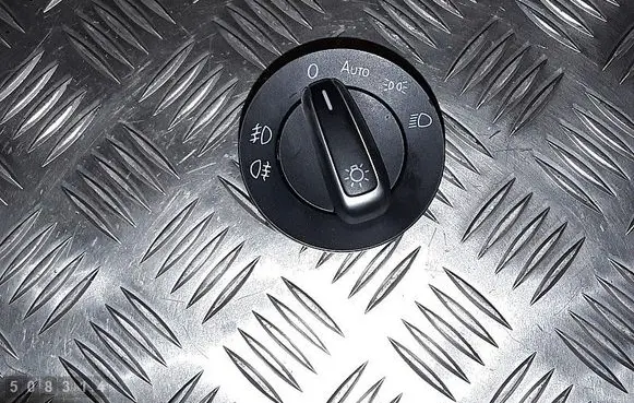 Light switch