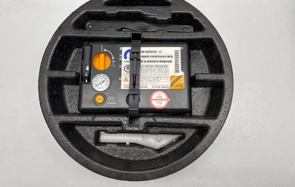 Chrysler Pacifica Tire air pump compressor 68320204AB 68268705AD 2018ECA