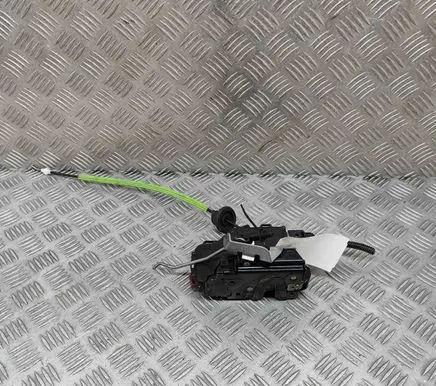 Audi A8 S8 D3 4E Rear door lock 4E0839016