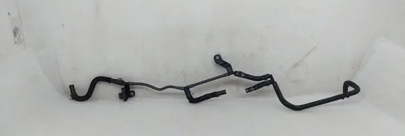 Audi Q3 F3 Fuel line/pipe/hose 5Q0121087R 5QF122101ED