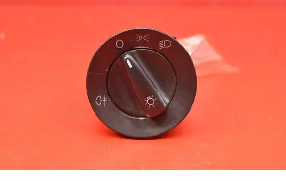 Volkswagen Golf IV Light switch 1C0941531