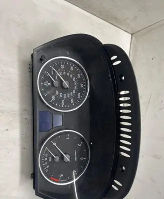 BMW 5 E60 E61 Speedometer (instrument cluster) 110080213939