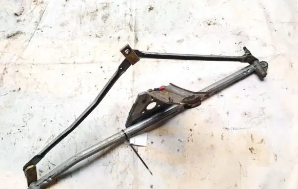 Mini One - Cooper R50 - 53 Front wiper linkage and motor 54510311