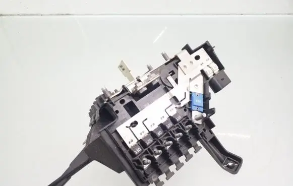 Mercedes-Benz C W205 Fuse module A2055401850