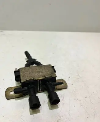 Mercedes-Benz E W210 Turbo solenoid valve 0025400697