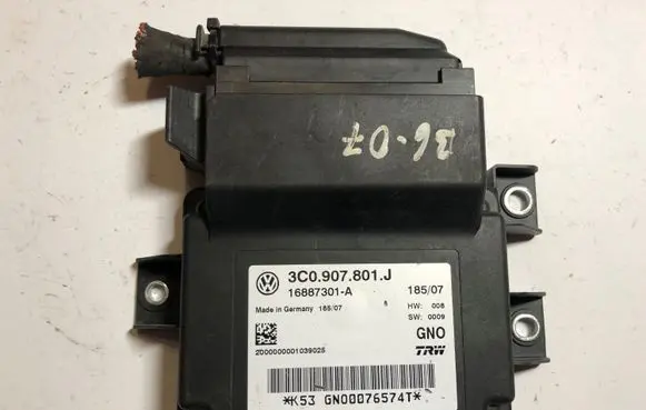 Volkswagen PASSAT B6 Hand brake control module 3C0907801J 16887301A