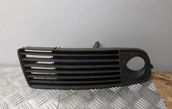 Audi A6 S6 C5 4B Front bumper lower grill 4B0807682