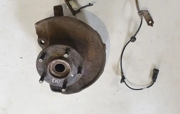 Mitsubishi Outlander Front wheel hub spindle knuckle