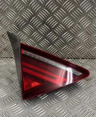 Audi A7 S7 4G Tailgate rear/tail lights 4G8945093H