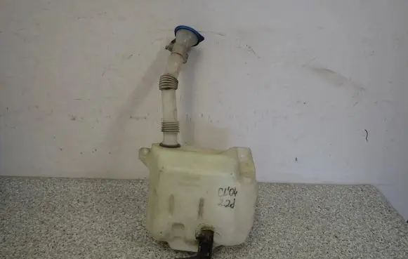 Honda Accord Windshield washer fluid reservoir/tank