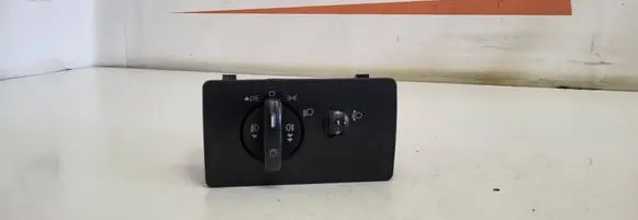 Ford Mondeo Mk III Light switch 1S7T13A024BB 011114B 04052711